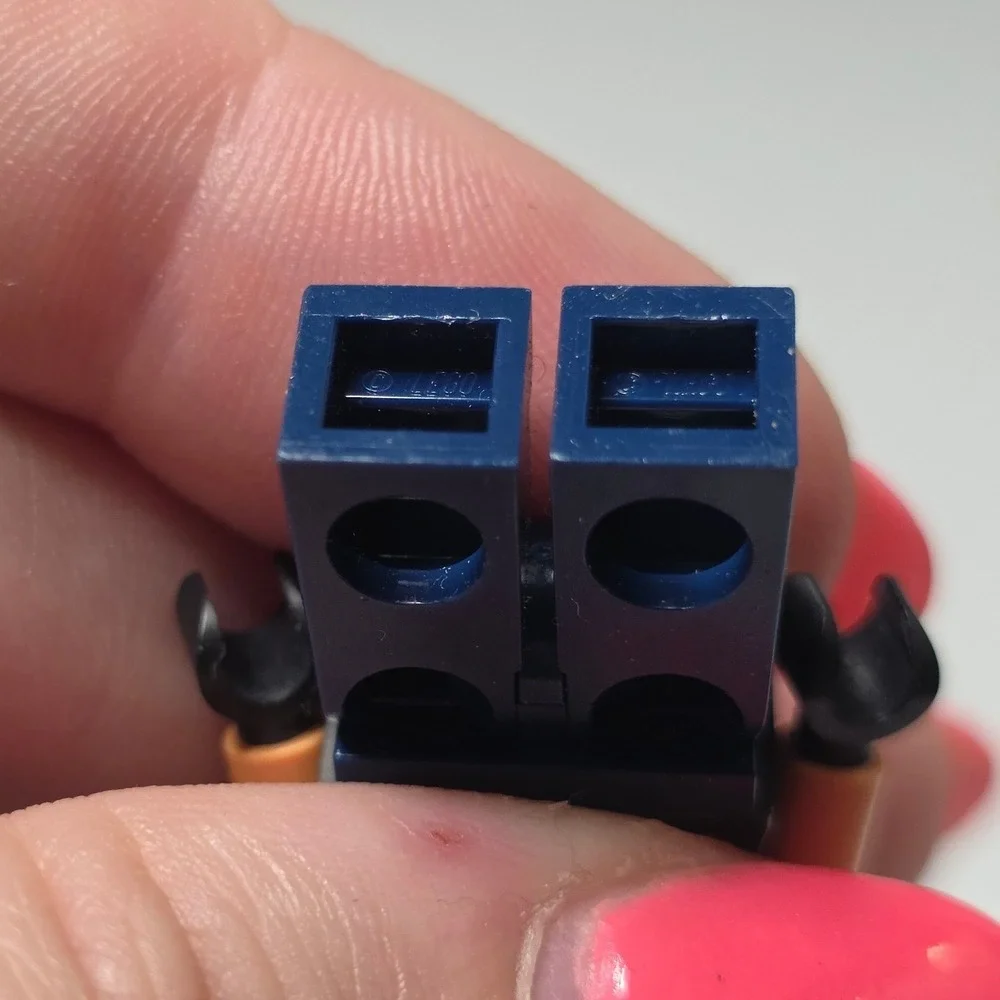 LEGO Star Wars Carasynthia 'Cara' Dune minifigure from The Mandalorian